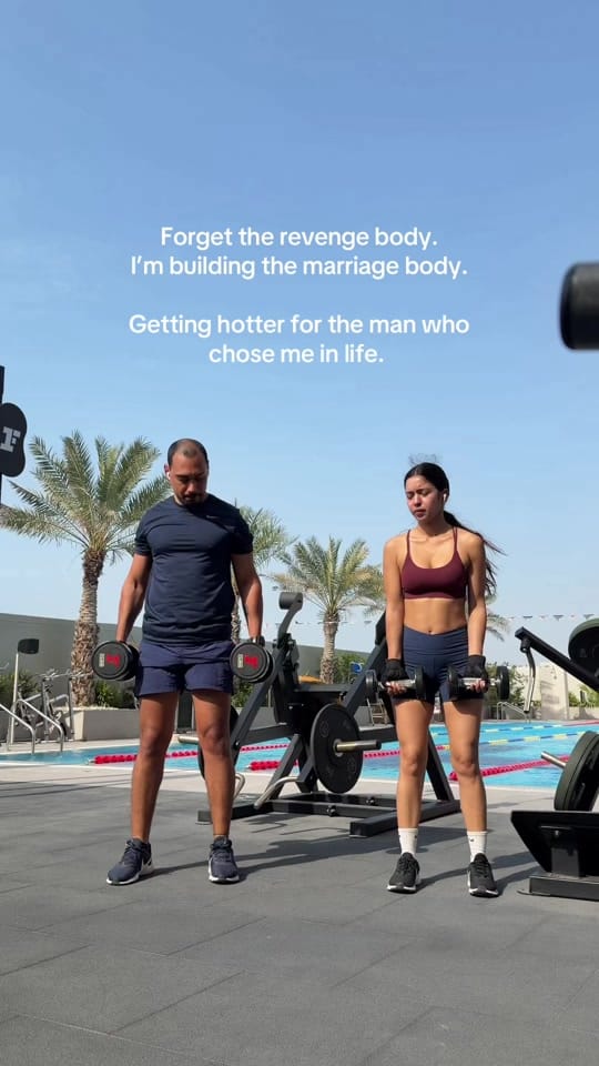 Post 6 by Nykhi Arines 🇦🇪 on TikTok (video)