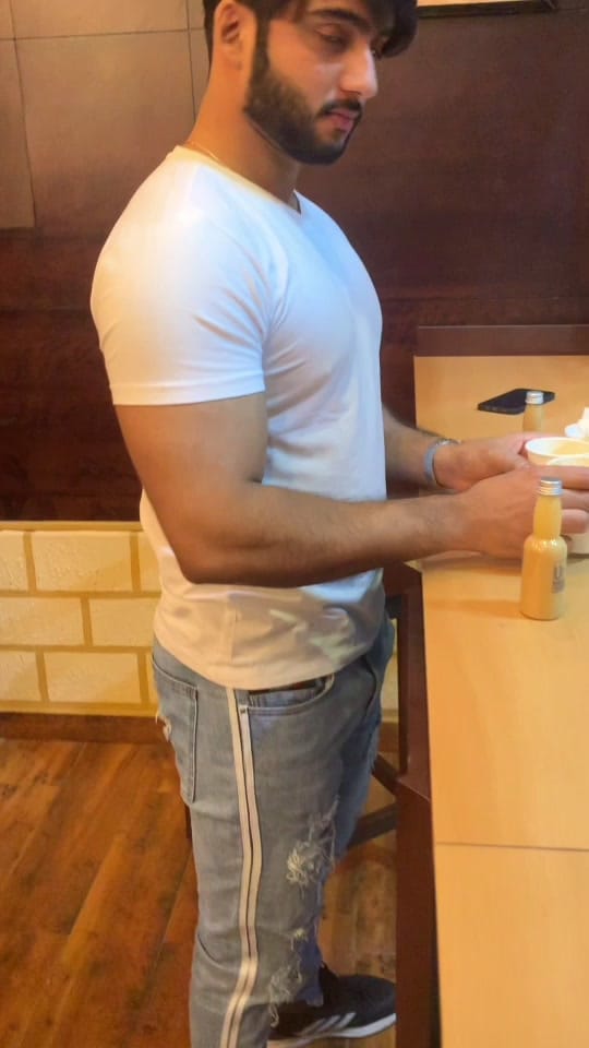 Post 8 by OMER_MALIK on TikTok (video)