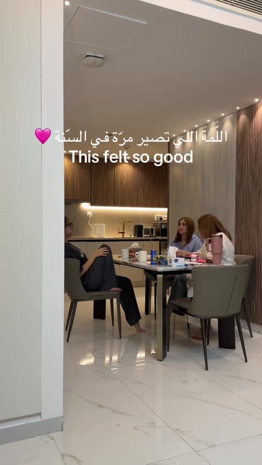 Post 7 by COMMA on TikTok (video)