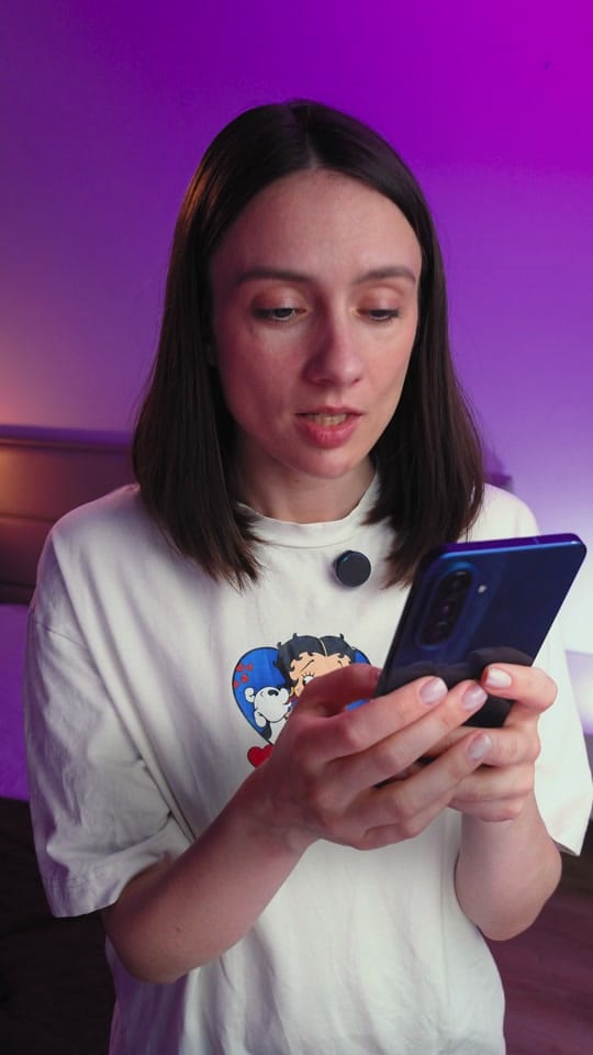 Post 1 by Samsung Experience Store on TikTok (video)