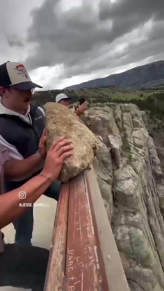 Post 6 by Hasan Sobur Rifat on TikTok (video)