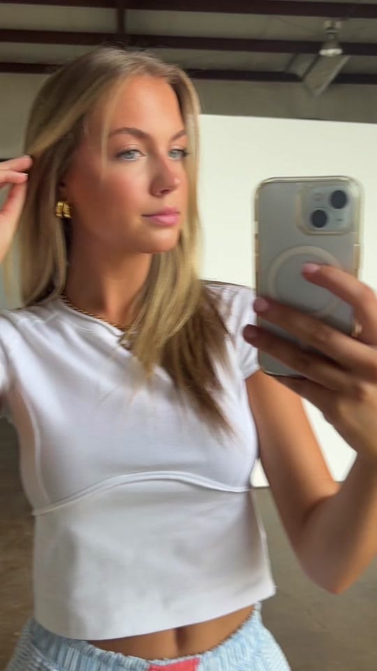 Post 1 by Madison and Mallory on TikTok (video)