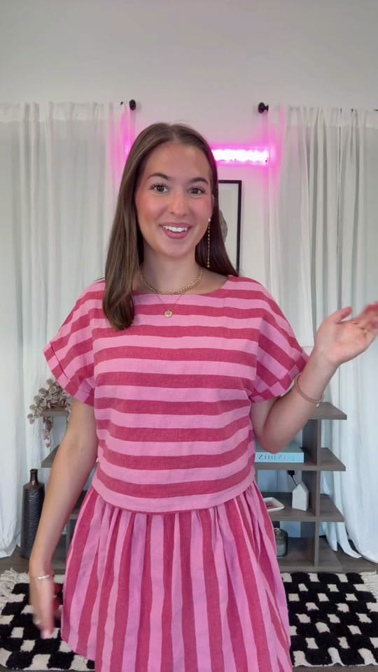 Post 3 by Madison and Mallory on TikTok (video)