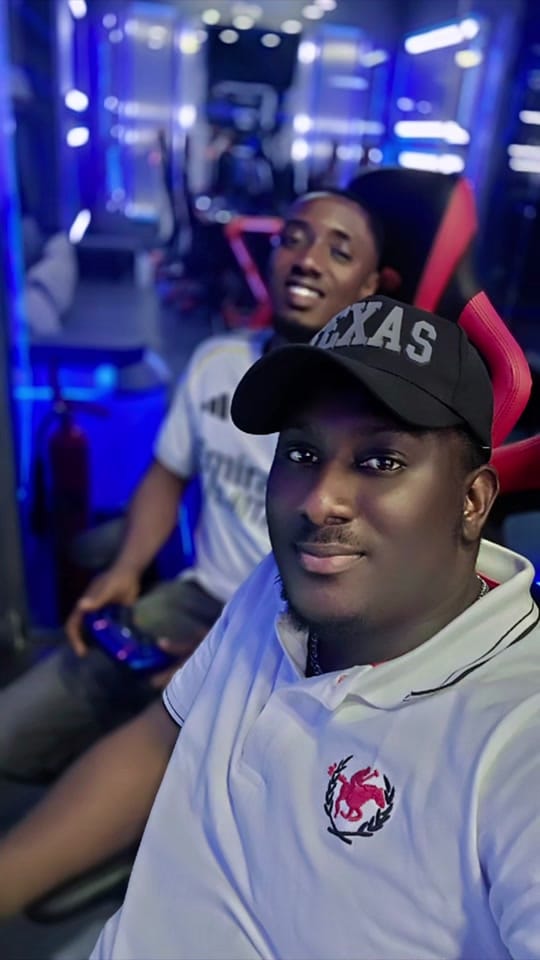 Post 2 by Pascal on TikTok (video)