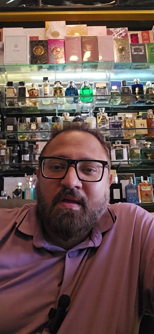 Post 7 by user32958111964 on TikTok (video)