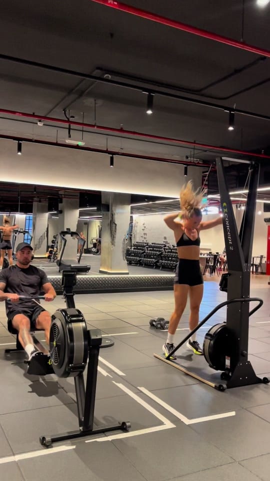Post 1 by Frankie - Womens fitness coach on TikTok (video)
