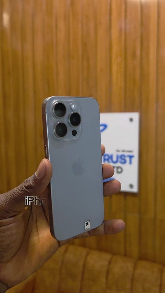 Post 3 by Olimpia Phone store  on TikTok (video)