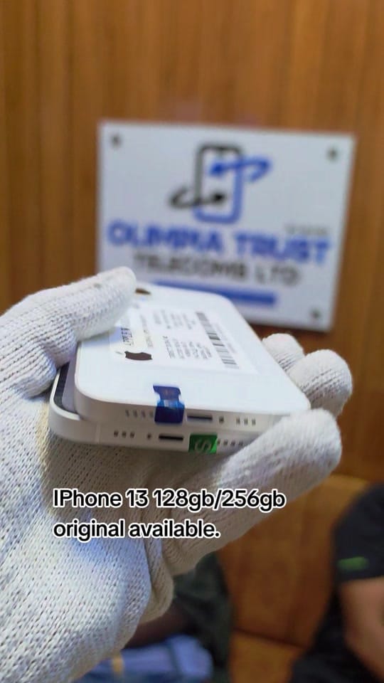 Post 4 by Olimpia Phone store  on TikTok (video)