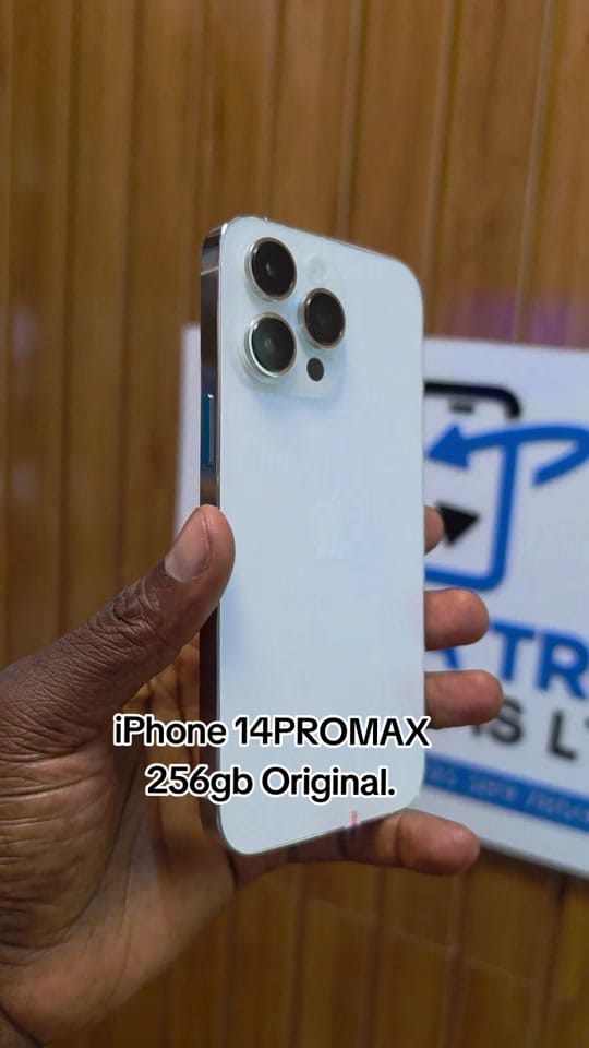 Post 7 by Olimpia Phone store  on TikTok (video)