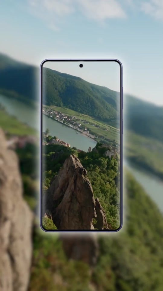 Post 1 by Samsung Store Bulgaria on TikTok (video)
