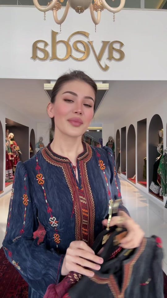 Post 2 by ayeda.shadab on TikTok (video)