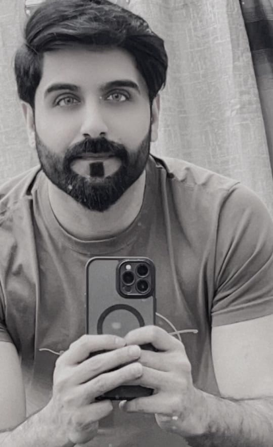 Post 10 by Waqar Haider 🫶🏻 on TikTok (video)