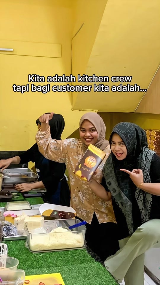 Post 1 by Banda Banana on TikTok (video)