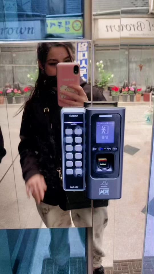 Post 9 by Alba 알바💖🕵🏻‍♀️ on TikTok (video)