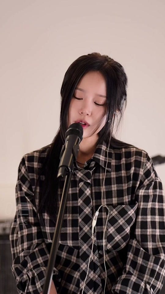 Post 9 by 🏰영주🎤YOUNGJOO🏰 on TikTok (video)