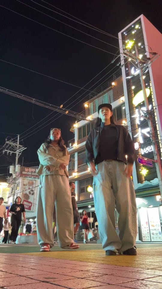 Post 4 by Kim Alina on TikTok (video)
