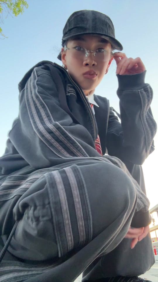 Post 7 by Kim Alina on TikTok (video)