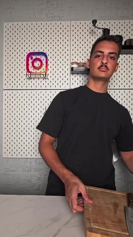 Post 2 by molham.cooks on TikTok (video)