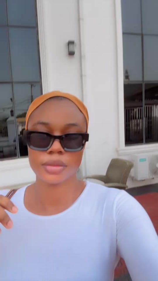 Post 8 by Abíkẹ́ Aláṣọ ❤️(Ankara Vendor) on TikTok (video)