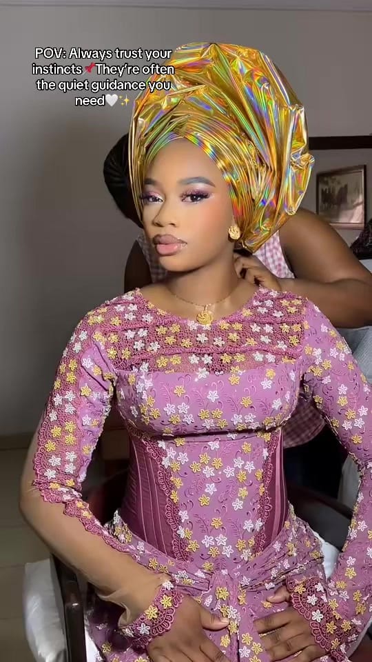 Post 4 by Abíkẹ́ Aláṣọ ❤️(Ankara Vendor) on TikTok (video)