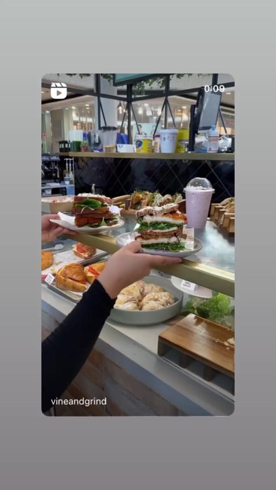 Post 9 by Dubai chefs on TikTok (video)