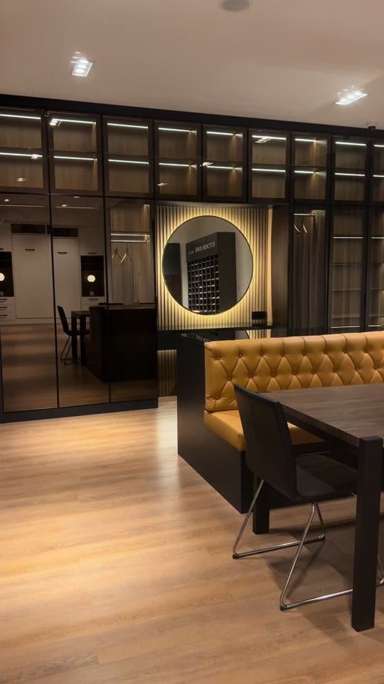 Post 6 by Amr Gabr on TikTok (video)