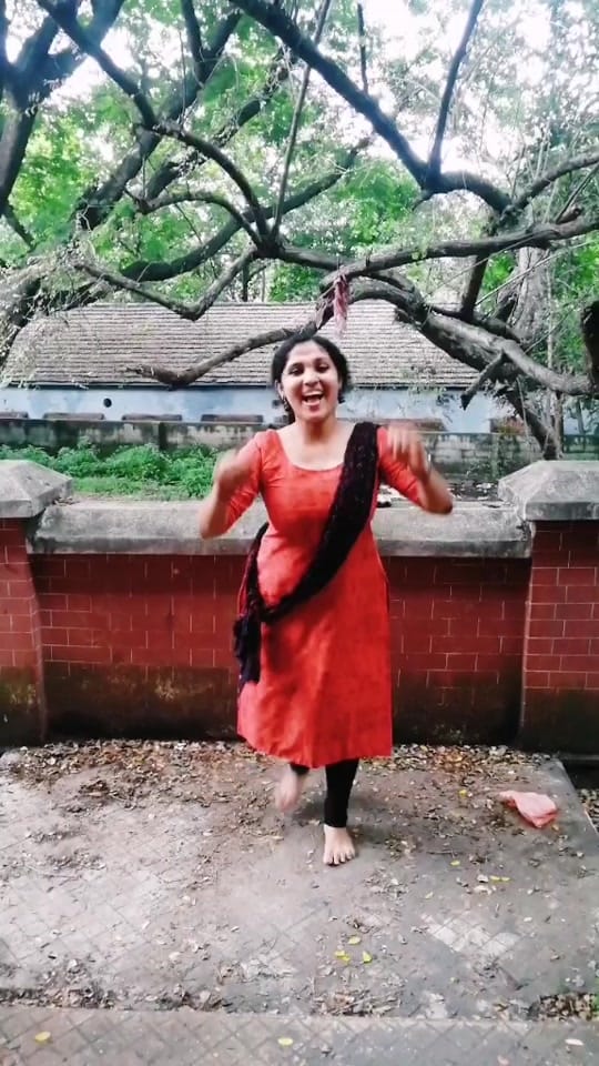 Post 6 by @aswany_achus_ash on TikTok (video)