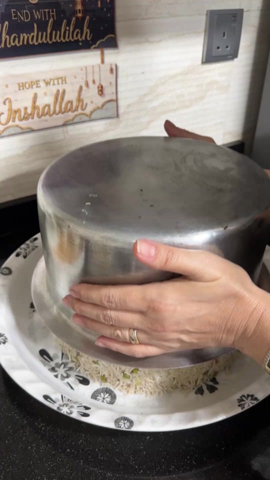 Post 10 by Amal Cooks on TikTok (video)