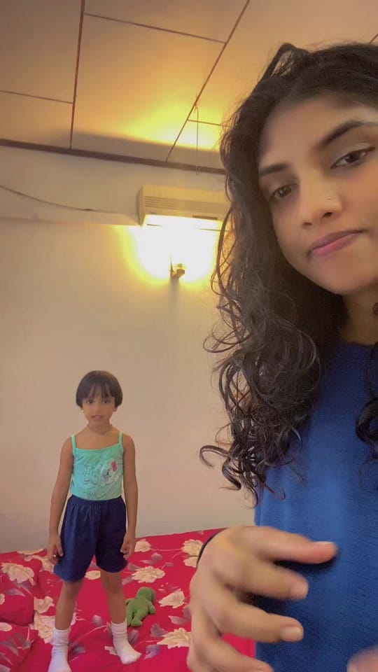 Post 7 by Imesha_wickramathilaka🤍🎙️🧸 on TikTok (video)