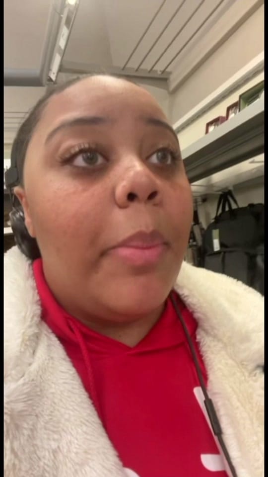 Post 10 by Ms. Iwin Wewin on TikTok (video)