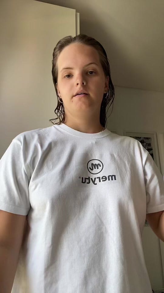 Post 8 by pipa on TikTok (video)