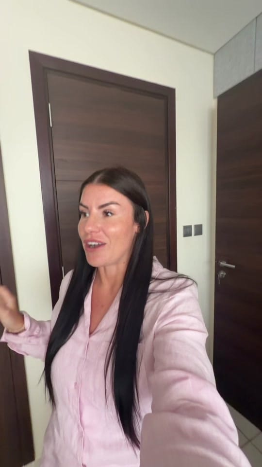 Post 2 by Poppy | Dubai Content Creator on TikTok (video)