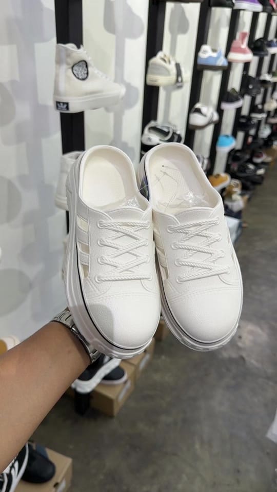 Post 4 by eternal.footwear on TikTok (video)