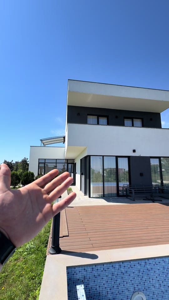 Post 7 by Premiumtiflis | Georgia on TikTok (video)
