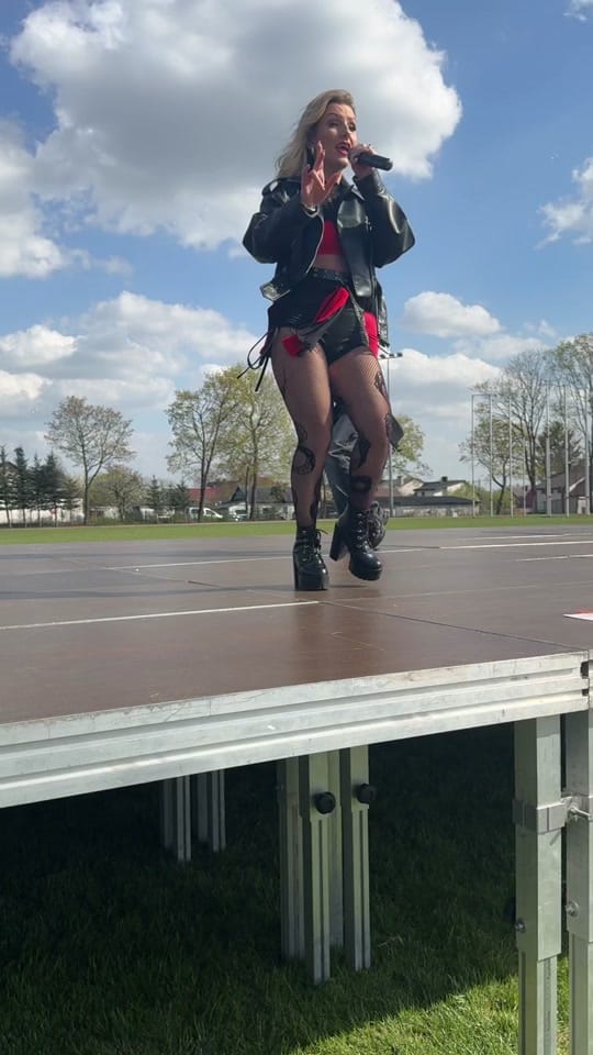 Post 6 by casandramusic on TikTok (video)