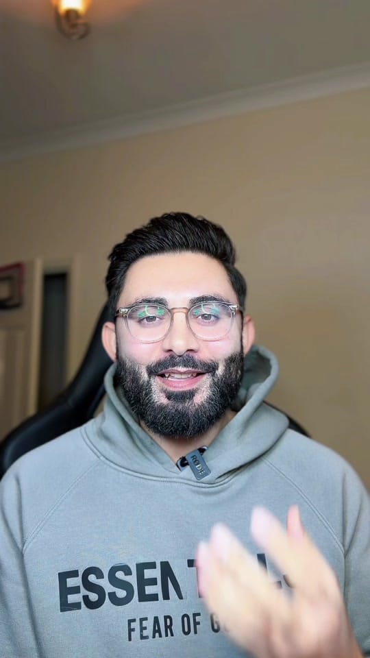 Post 9 by Air Travel Deals on TikTok (video)