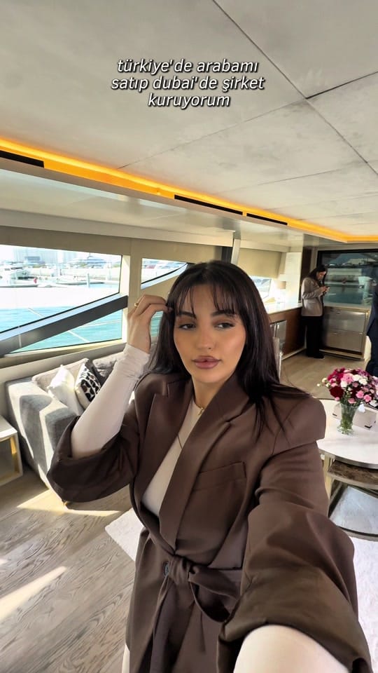 Post 10 by Jade Yeşim Güleç on TikTok (video)