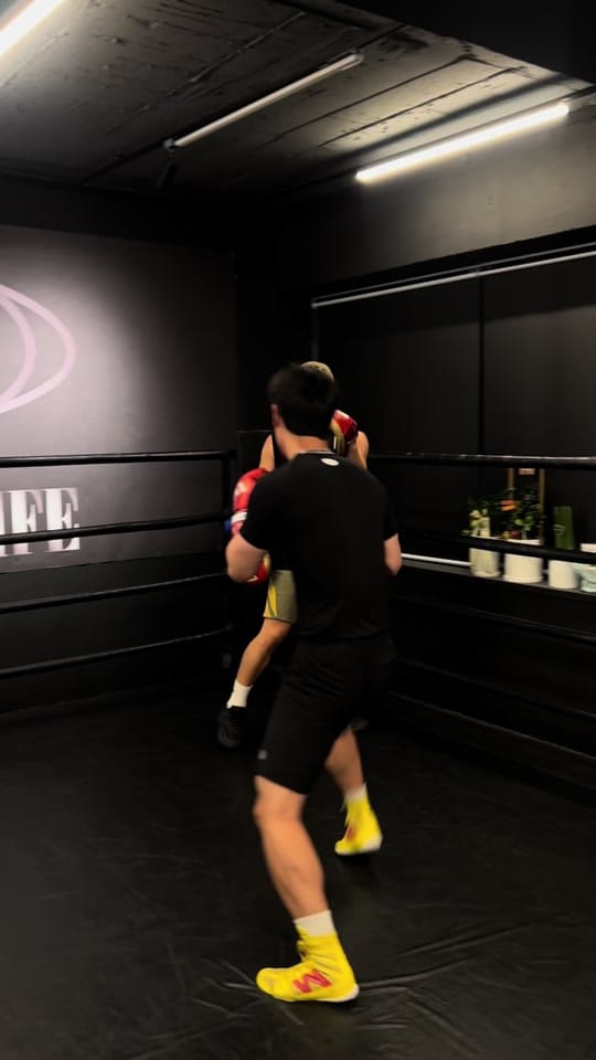 Post 6 by 빵식이 on TikTok (video)