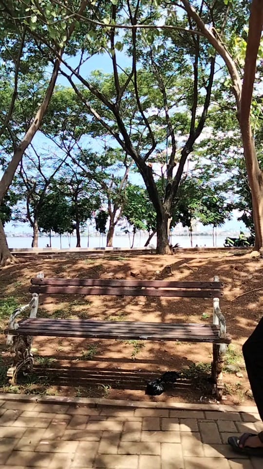 Post 10 by "Vareti" on TikTok (video)