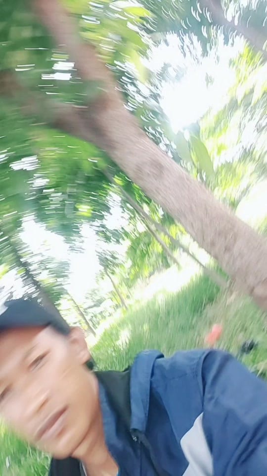 Post 8 by "Vareti" on TikTok (video)