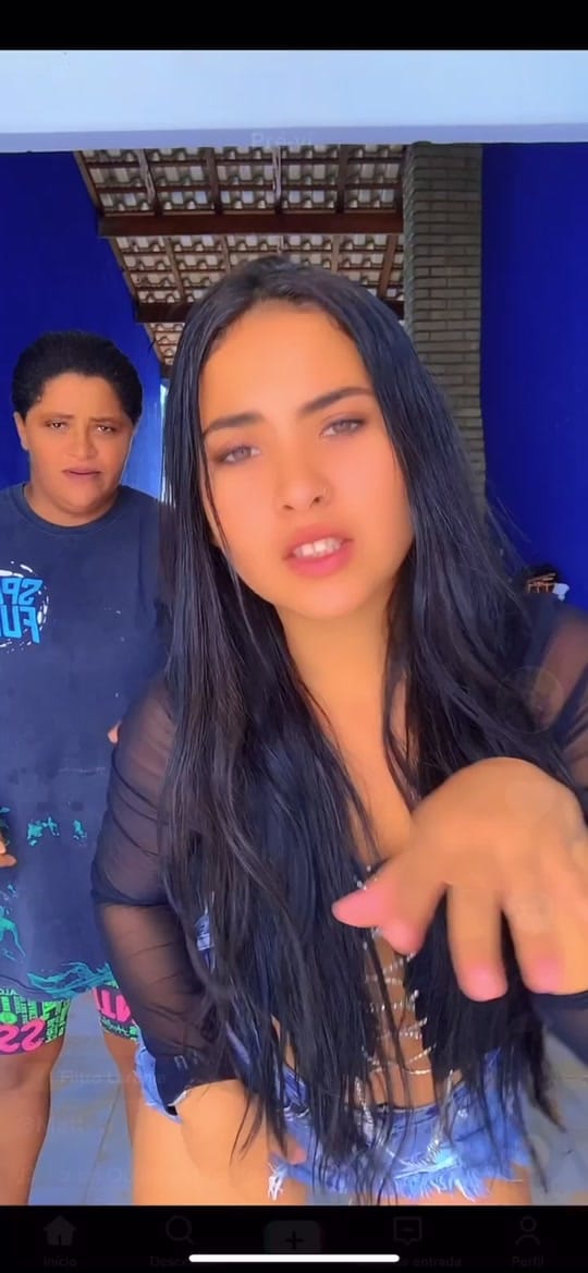 Post 10 by THALITAESTER_ on TikTok (video)