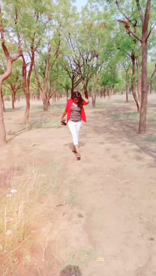 Post 4 by ❤🦁નખરાળી સિંહણ😇❤ on TikTok (video)