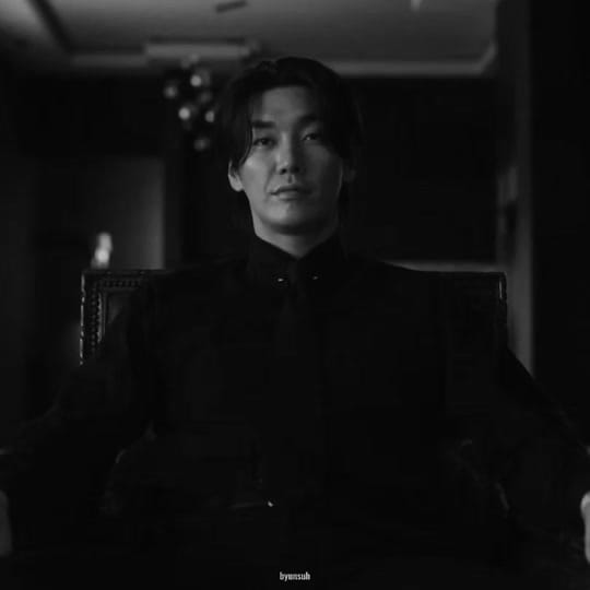 Post 1 by byunsuh on TikTok (video)