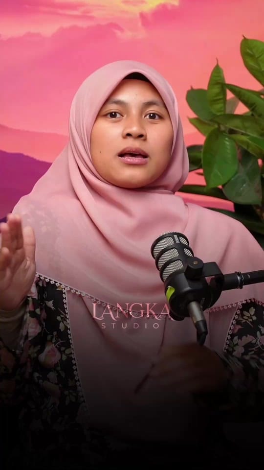 Post 7 by Langka Studio on TikTok (video)
