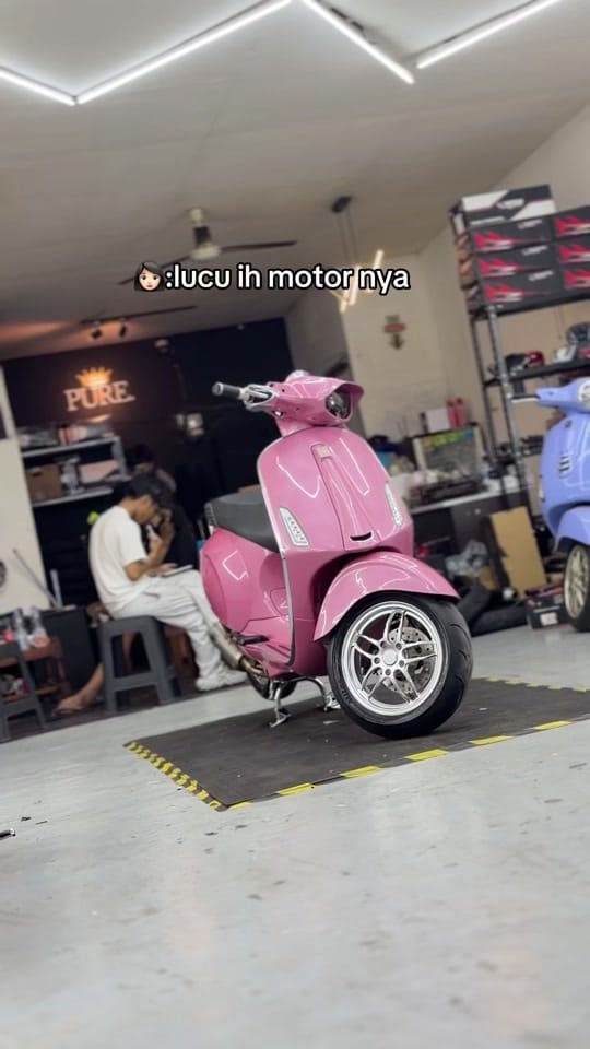 Post 7 by kkibommm on TikTok (video)