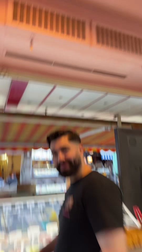 Post 4 by Der Waffelmann on TikTok (video)