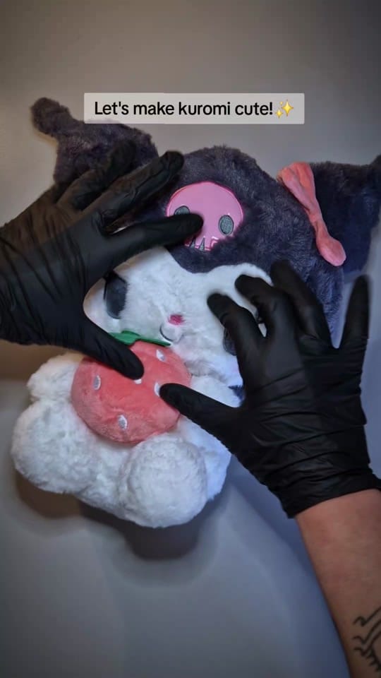 Post 7 by Sarita Sanger Art on TikTok (video)