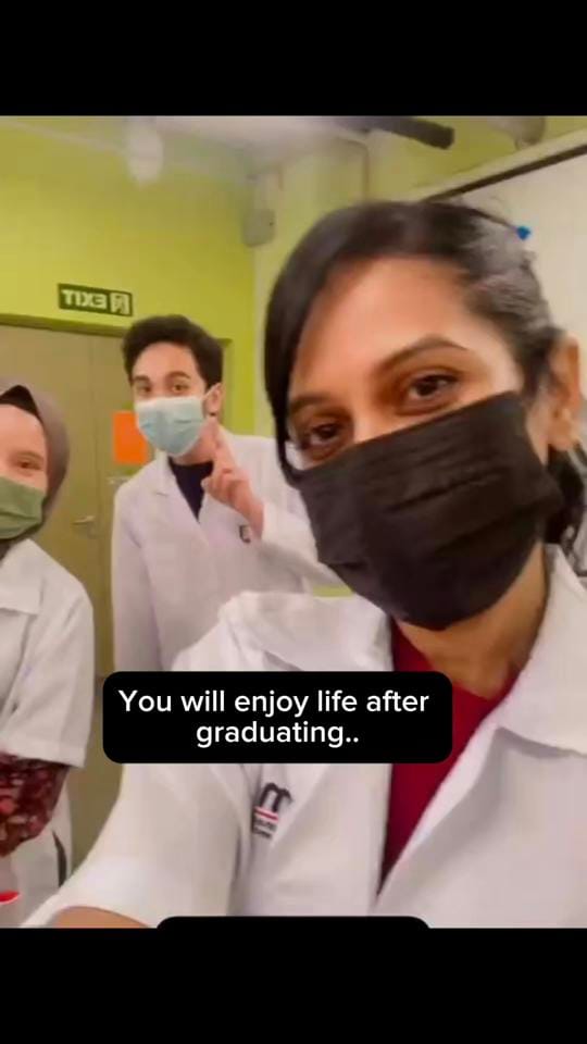 Post 2 by Genna Sangeeta 👩🏻‍⚕️💊💉 on TikTok (video)