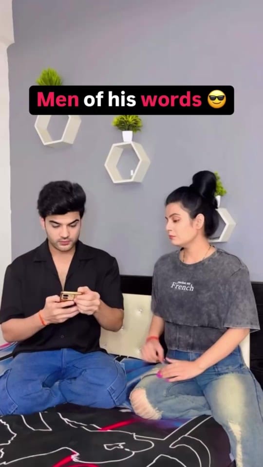 Post 4 by Abhishek soni on TikTok (video)