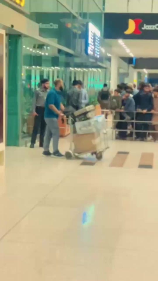 Post 5 by 🇵🇰 OBaid🇦🇪 on TikTok (video)